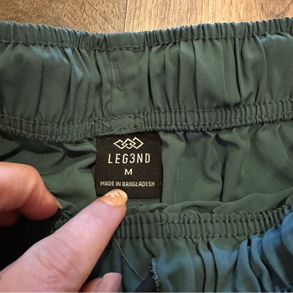 Leg3nd Shorts 8” Inseam sz M - Picture 4 of 7